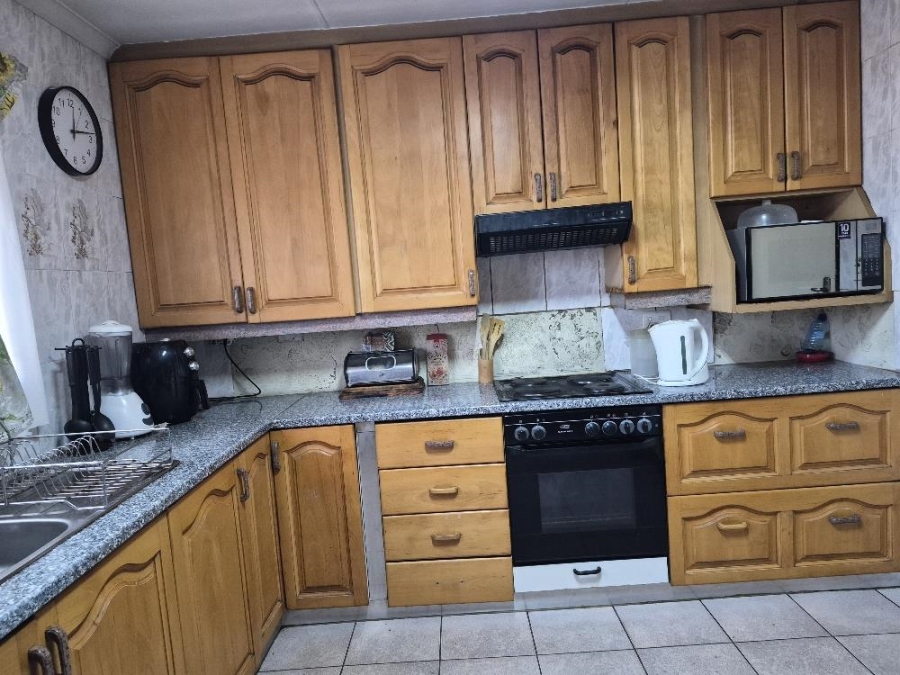 3 Bedroom Property for Sale in Delmore Park Gauteng