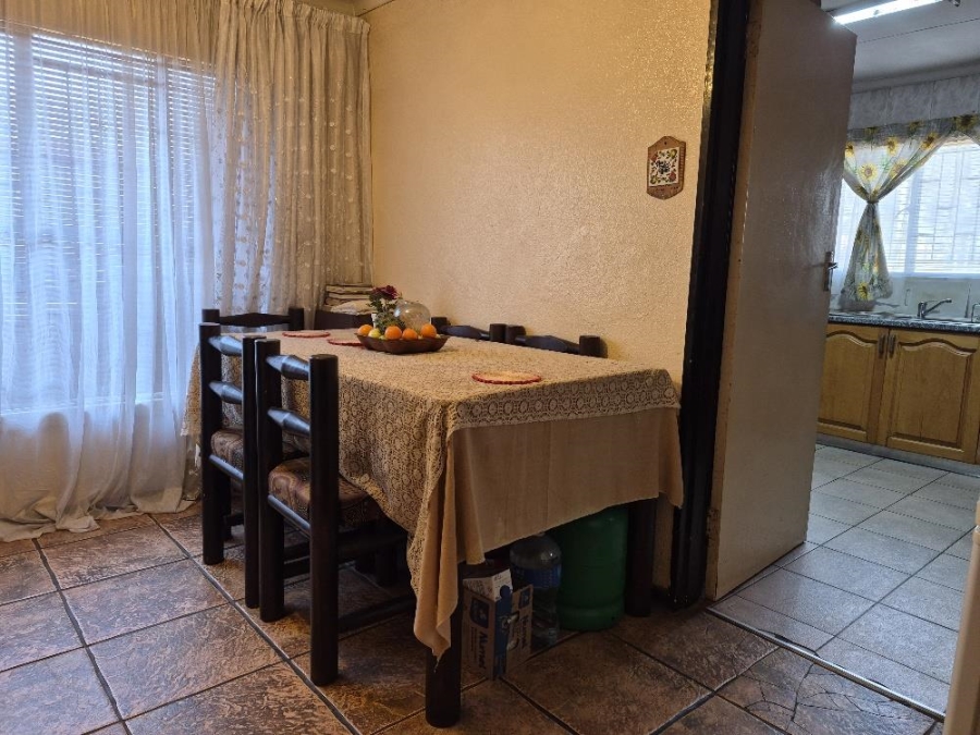 3 Bedroom Property for Sale in Delmore Park Gauteng