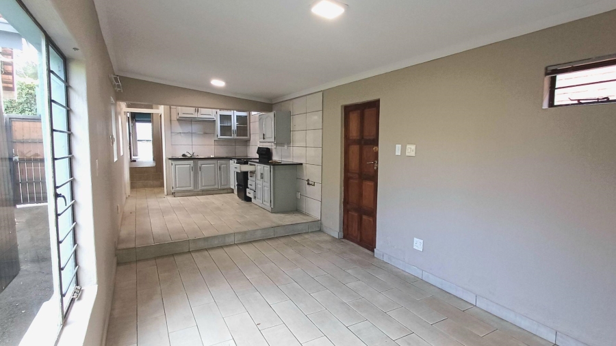 To Let 1 Bedroom Property for Rent in Victory Park Gauteng