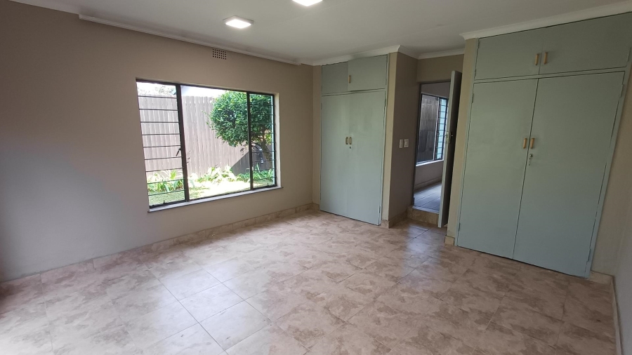 To Let 1 Bedroom Property for Rent in Victory Park Gauteng