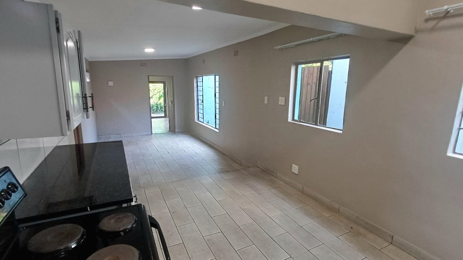 To Let 1 Bedroom Property for Rent in Victory Park Gauteng
