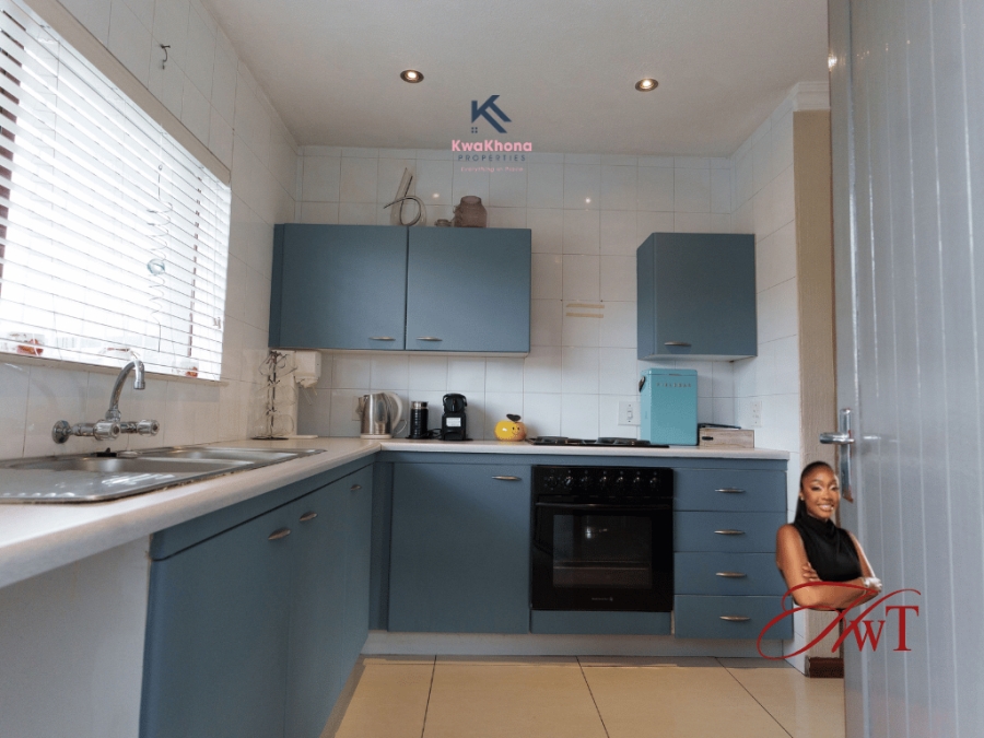 2 Bedroom Property for Sale in Weltevreden Park Gauteng