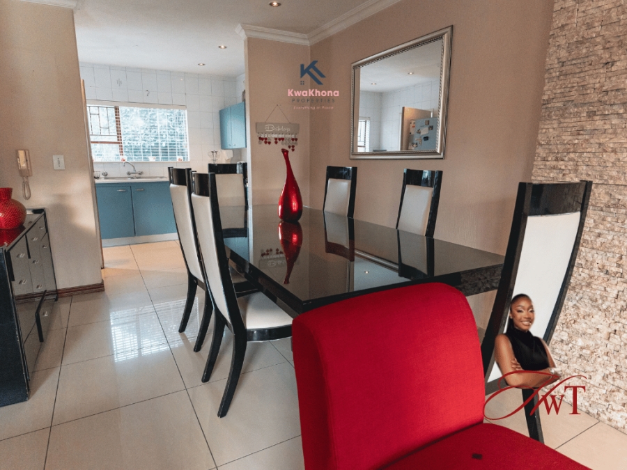 2 Bedroom Property for Sale in Weltevreden Park Gauteng