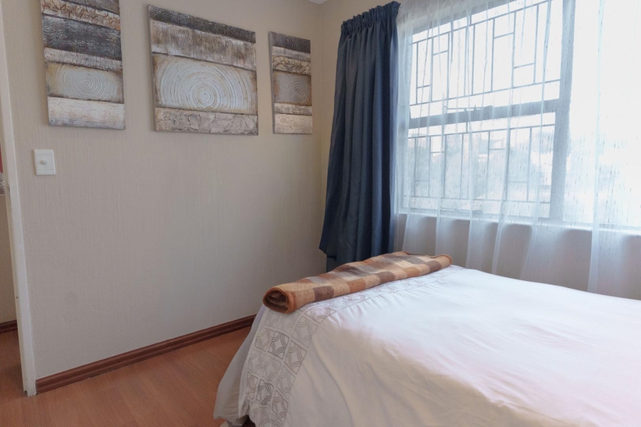 2 Bedroom Property for Sale in Weltevreden Park Gauteng