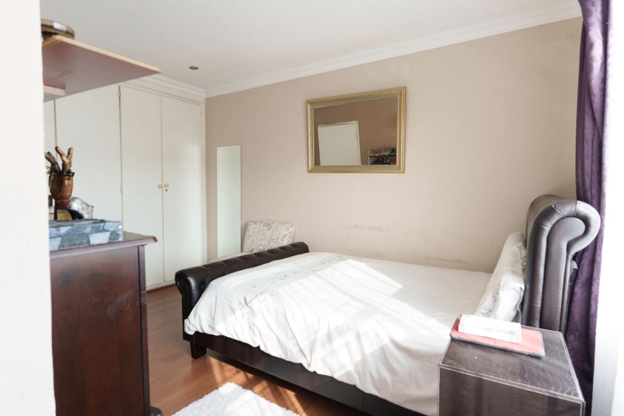 2 Bedroom Property for Sale in Weltevreden Park Gauteng