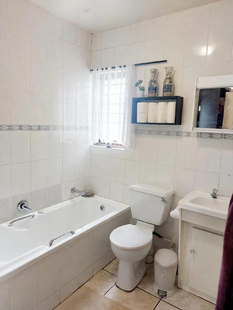 4 Bedroom Property for Sale in Northwold Gauteng