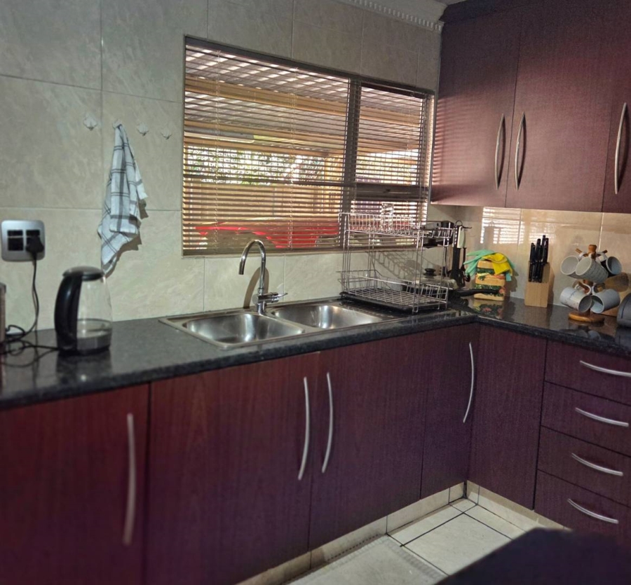 3 Bedroom Property for Sale in Mayberry Park Gauteng