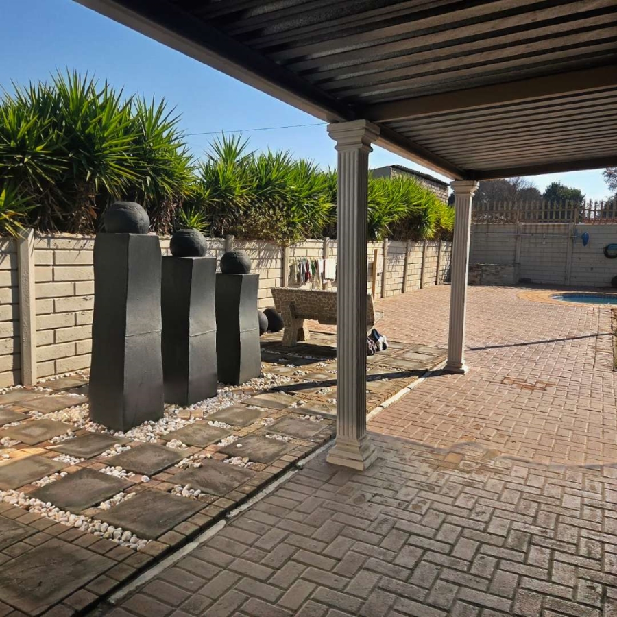 3 Bedroom Property for Sale in Mayberry Park Gauteng