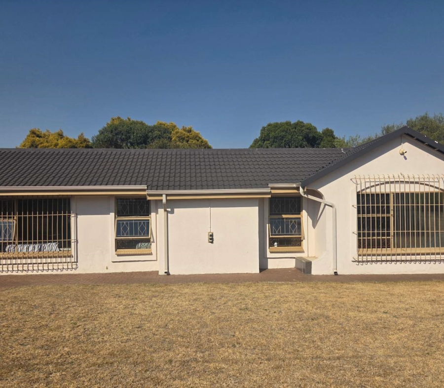3 Bedroom Property for Sale in Mayberry Park Gauteng