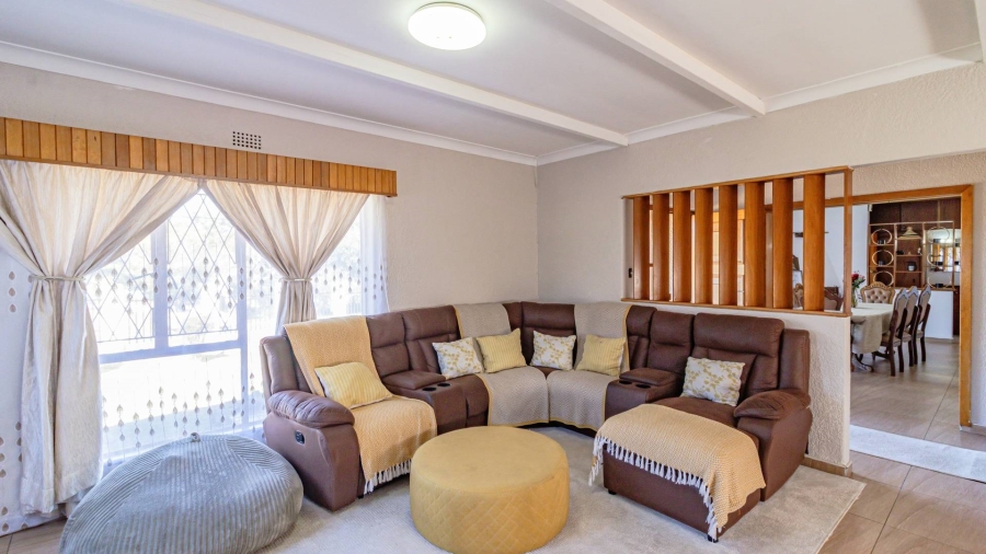 3 Bedroom Property for Sale in Meredale Gauteng