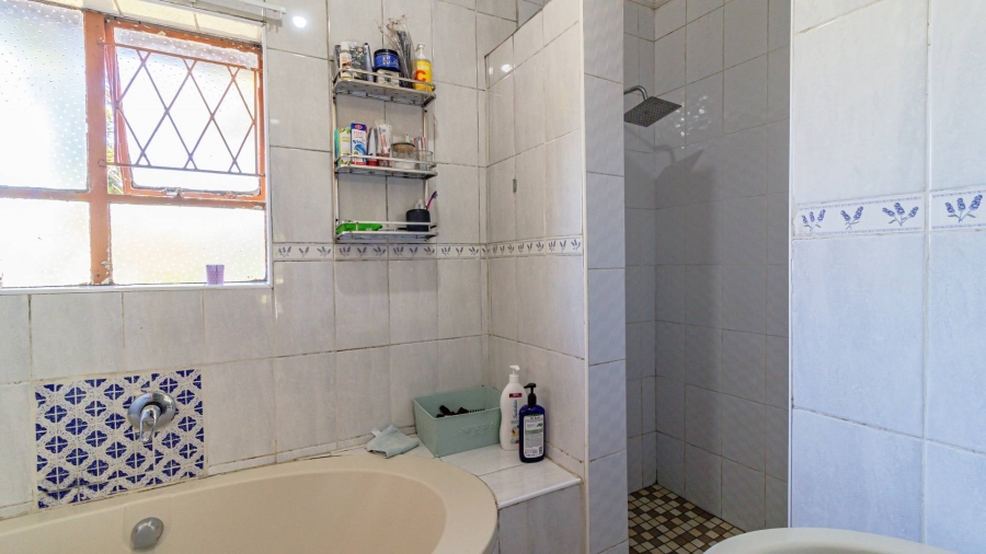 3 Bedroom Property for Sale in Meredale Gauteng