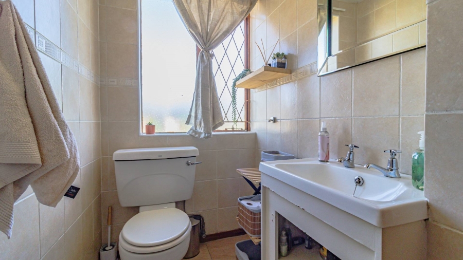 3 Bedroom Property for Sale in Meredale Gauteng