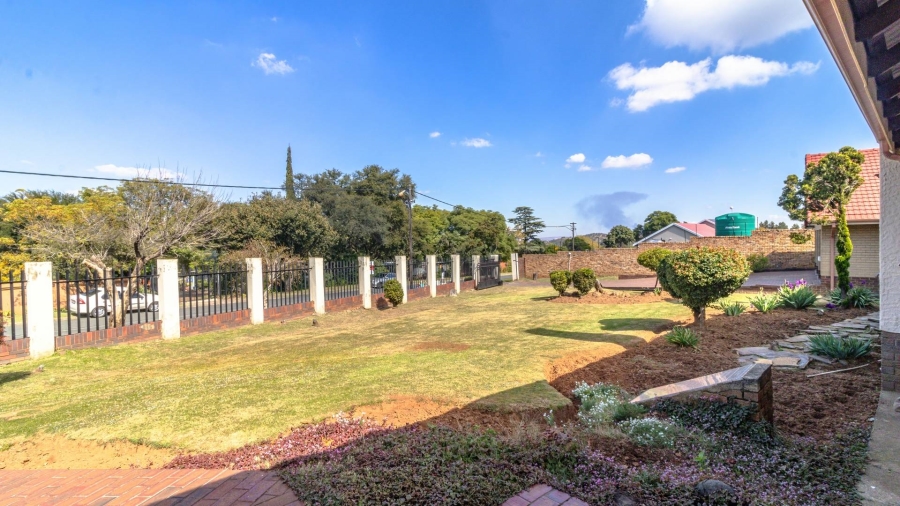 3 Bedroom Property for Sale in Meredale Gauteng