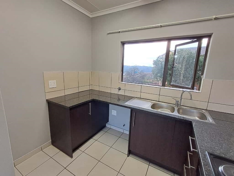 2 Bedroom Property for Sale in South Crest Gauteng