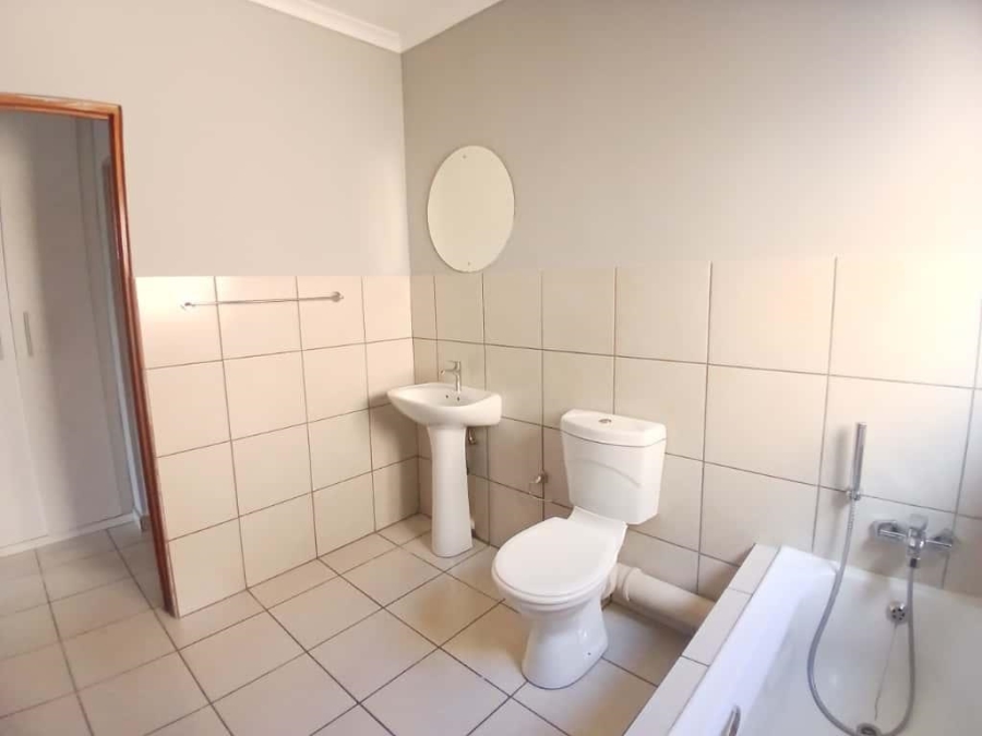 2 Bedroom Property for Sale in South Crest Gauteng