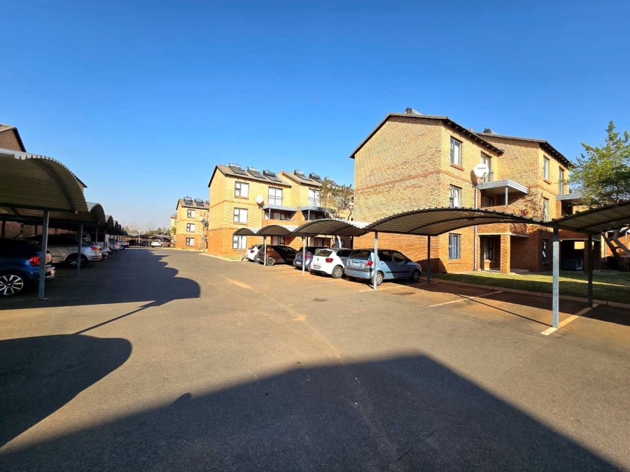 2 Bedroom Property for Sale in Olympus Gauteng
