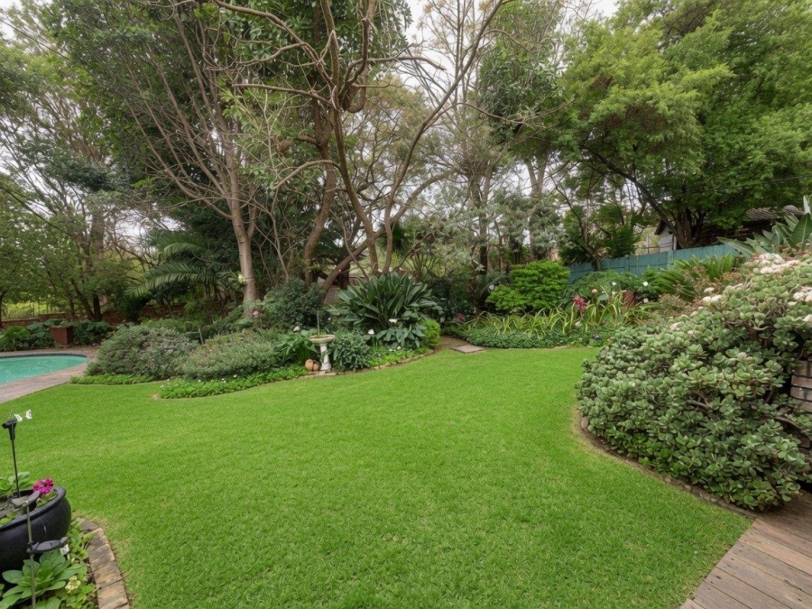 5 Bedroom Property for Sale in Morningside Manor Gauteng