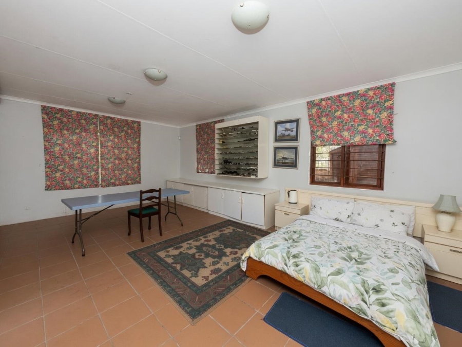 5 Bedroom Property for Sale in Morningside Manor Gauteng