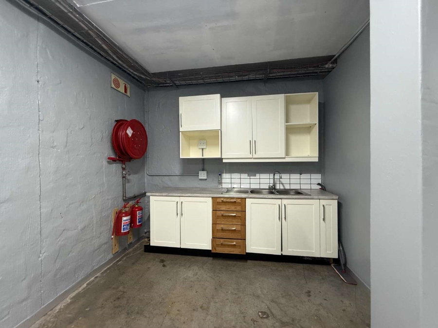 To Let Commercial Property for Rent in Greenside Gauteng