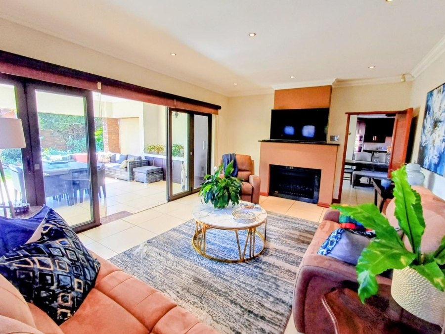2 Bedroom Property for Sale in Lakefield Gauteng