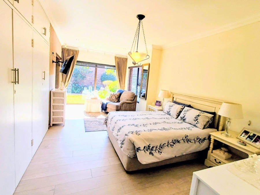2 Bedroom Property for Sale in Lakefield Gauteng