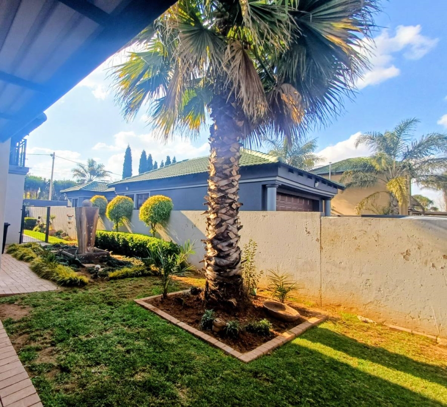 3 Bedroom Property for Sale in Norton Home Estate AH Gauteng