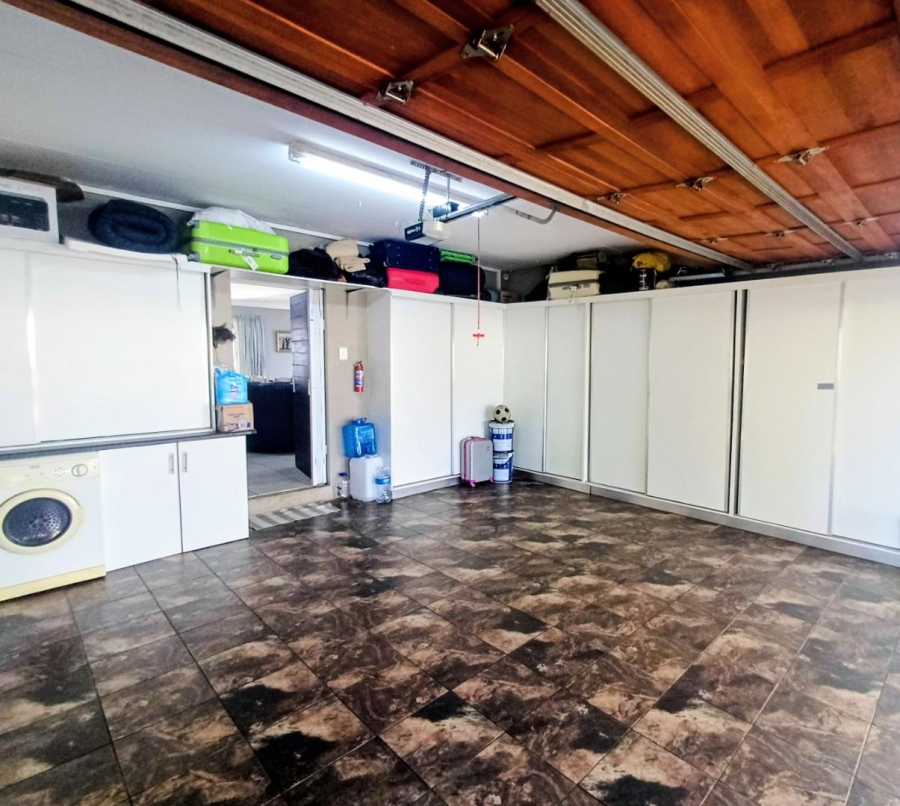 3 Bedroom Property for Sale in Norton Home Estate AH Gauteng