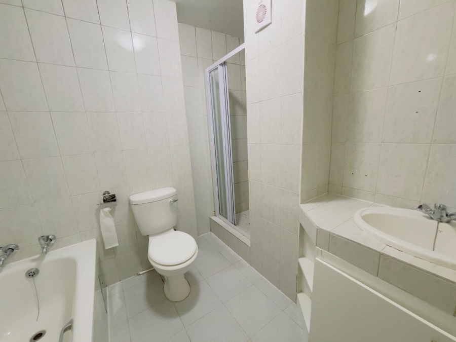2 Bedroom Property for Sale in Morningside Hills Gauteng