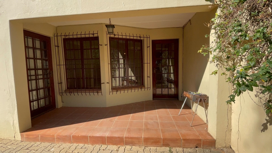 2 Bedroom Property for Sale in Morningside Hills Gauteng