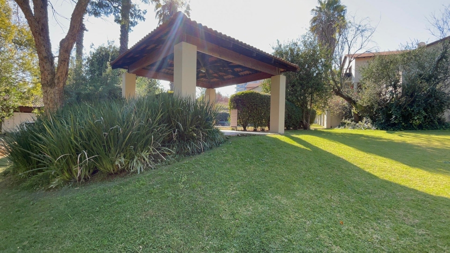 2 Bedroom Property for Sale in Morningside Hills Gauteng