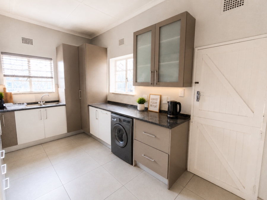 To Let Commercial Property for Rent in Ferndale Gauteng