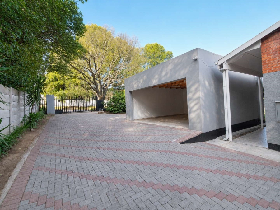 To Let Commercial Property for Rent in Ferndale Gauteng