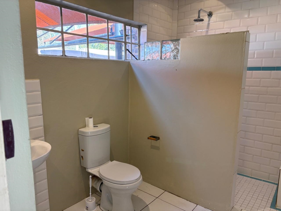 To Let 1 Bedroom Property for Rent in Weltevreden Park Gauteng