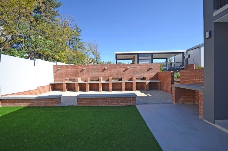 2 Bedroom Property for Sale in Broadacres Gauteng