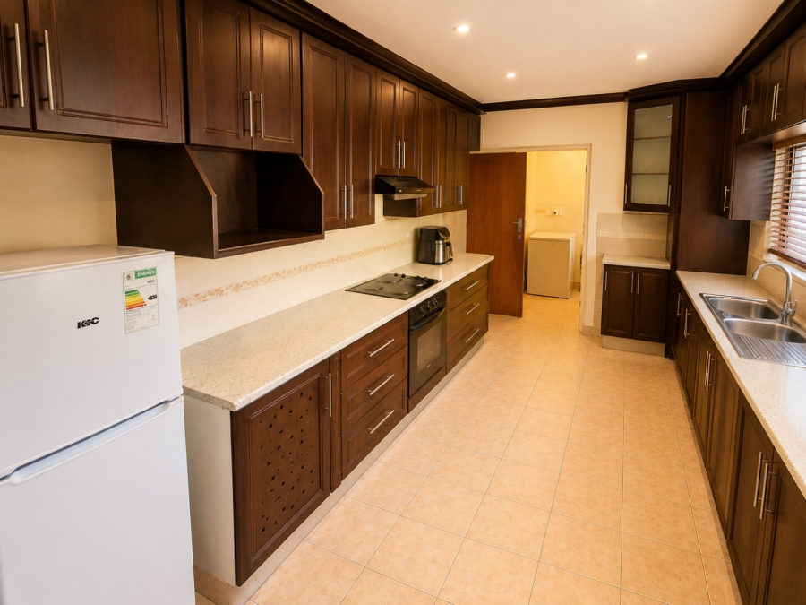 5 Bedroom Property for Sale in Kilner Park Gauteng