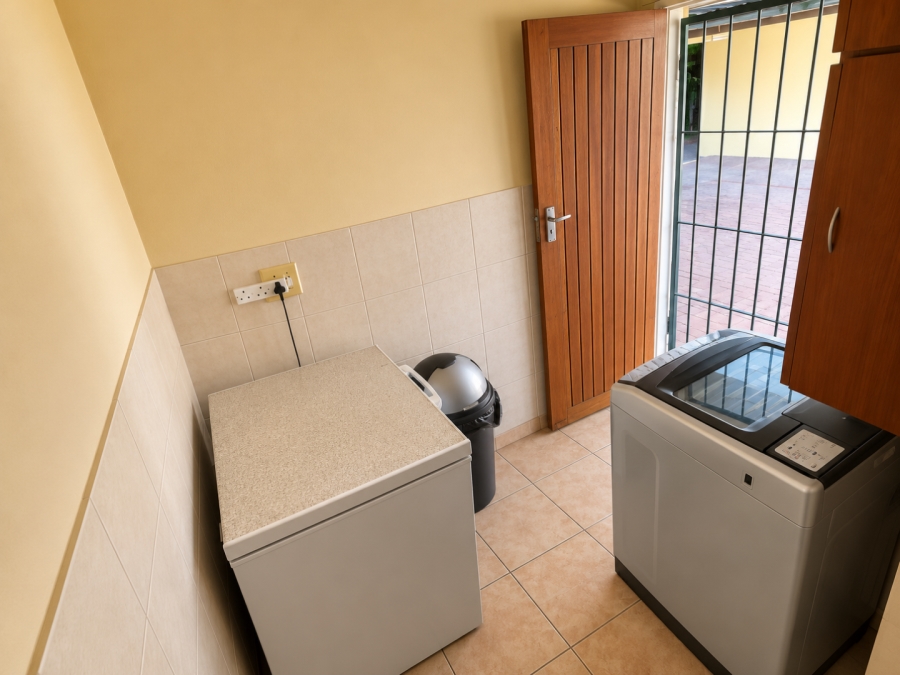 5 Bedroom Property for Sale in Kilner Park Gauteng