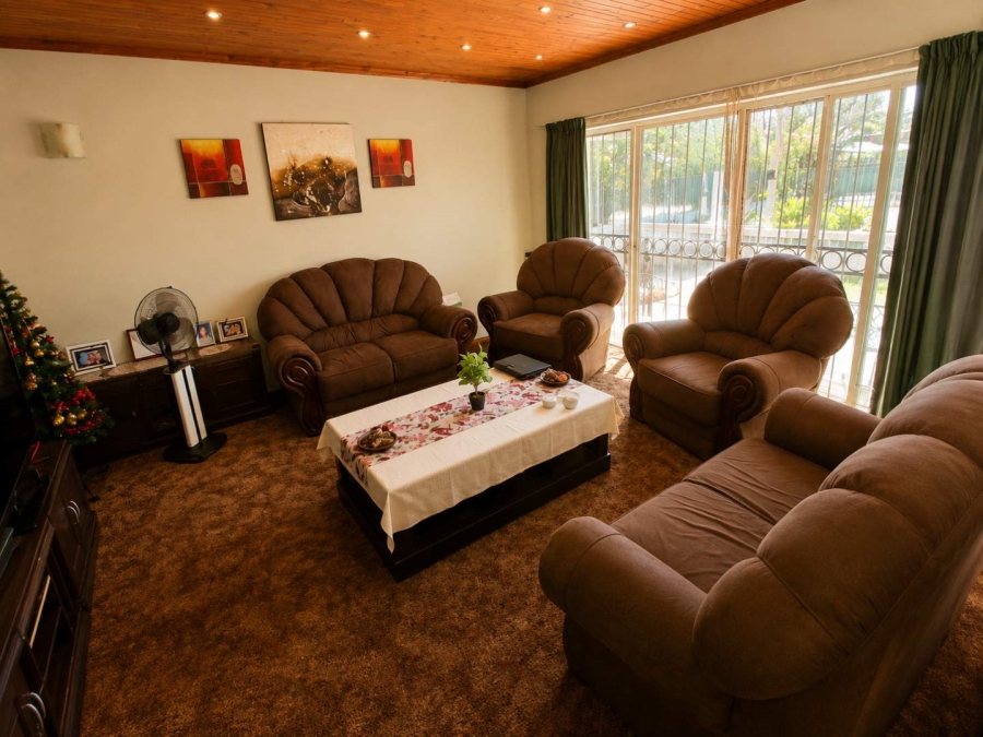 5 Bedroom Property for Sale in Kilner Park Gauteng