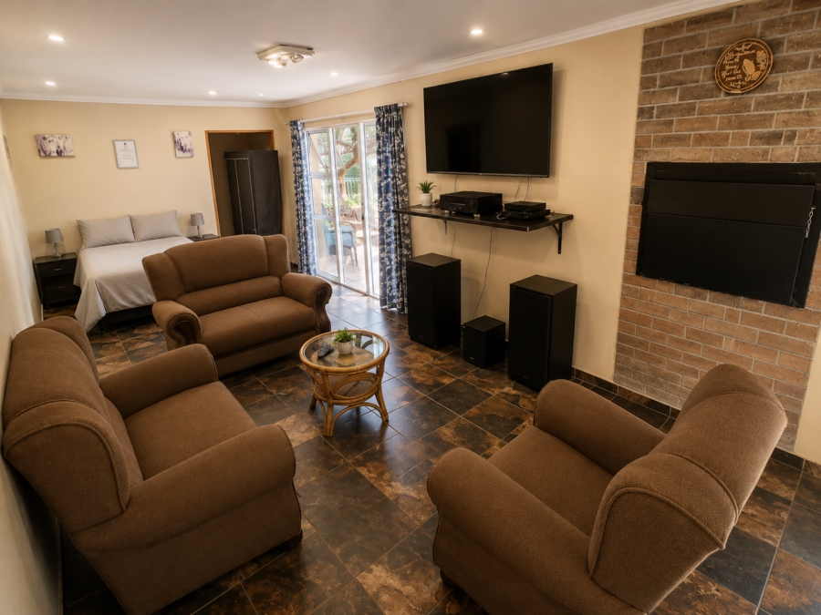 5 Bedroom Property for Sale in Kilner Park Gauteng