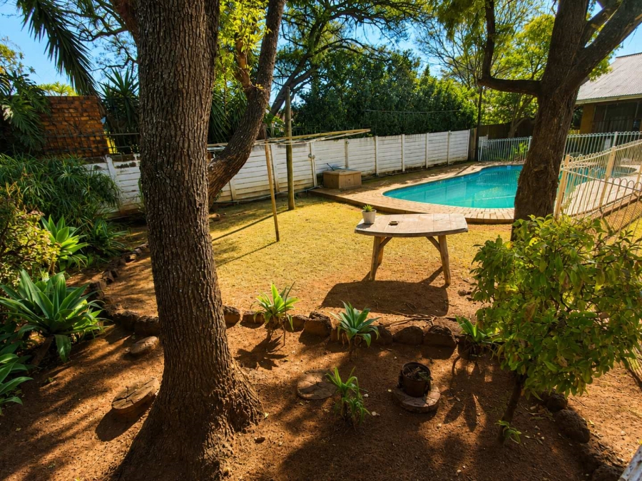5 Bedroom Property for Sale in Kilner Park Gauteng