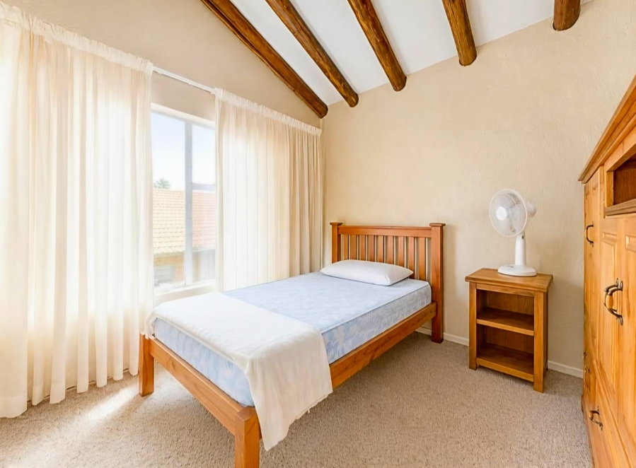 2 Bedroom Property for Sale in New Redruth Gauteng