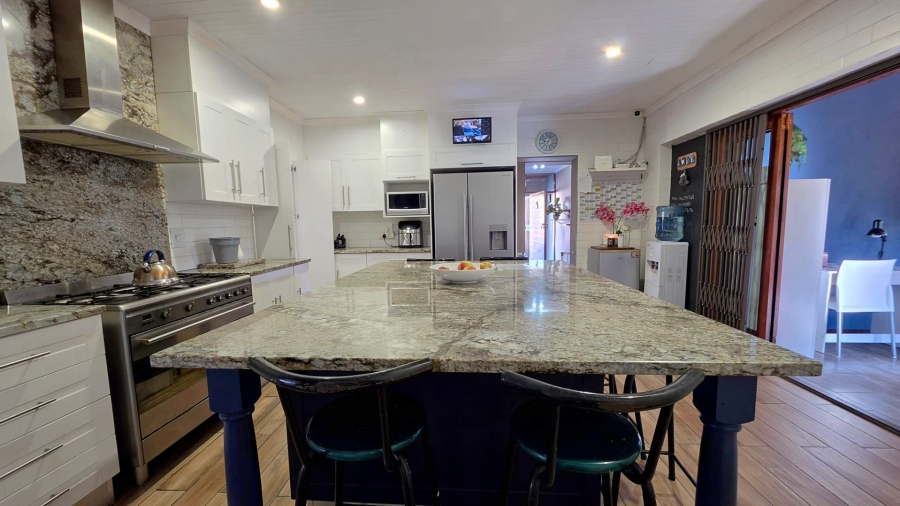 4 Bedroom Property for Sale in Randhart Gauteng