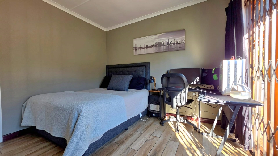 4 Bedroom Property for Sale in Randhart Gauteng
