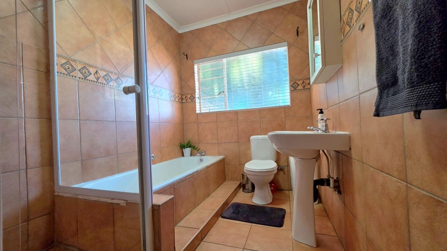 4 Bedroom Property for Sale in Randhart Gauteng