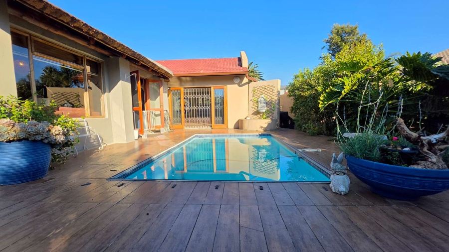 4 Bedroom Property for Sale in Randhart Gauteng