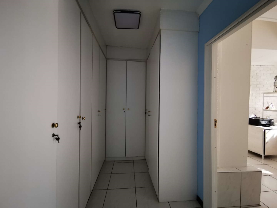 3 Bedroom Property for Sale in Brackenhurst Gauteng