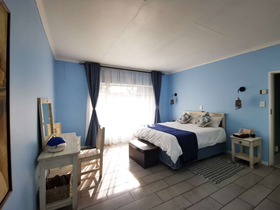 3 Bedroom Property for Sale in Brackenhurst Gauteng