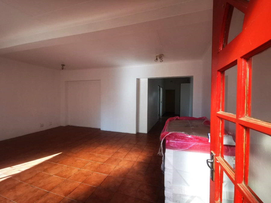 3 Bedroom Property for Sale in Brackenhurst Gauteng