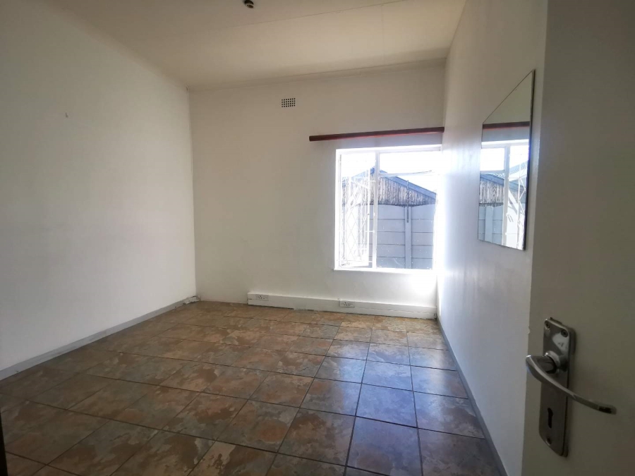 3 Bedroom Property for Sale in Brackenhurst Gauteng