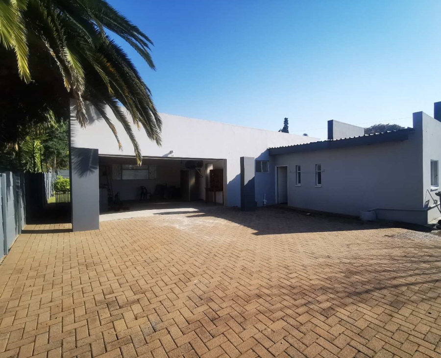3 Bedroom Property for Sale in Brackenhurst Gauteng