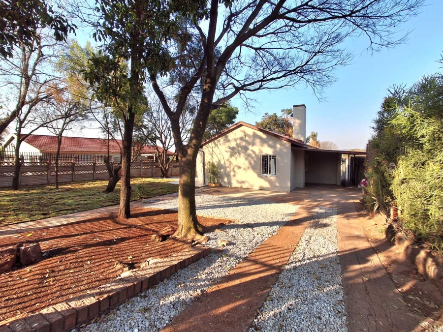 5 Bedroom Property for Sale in Proclamation Hill Gauteng